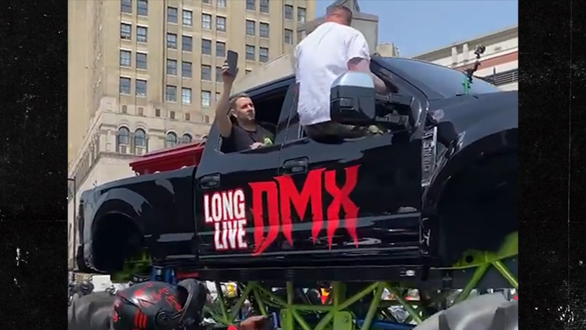 Monster Truck Carrying DMX’s Casket Heads to Barclays for Memorial