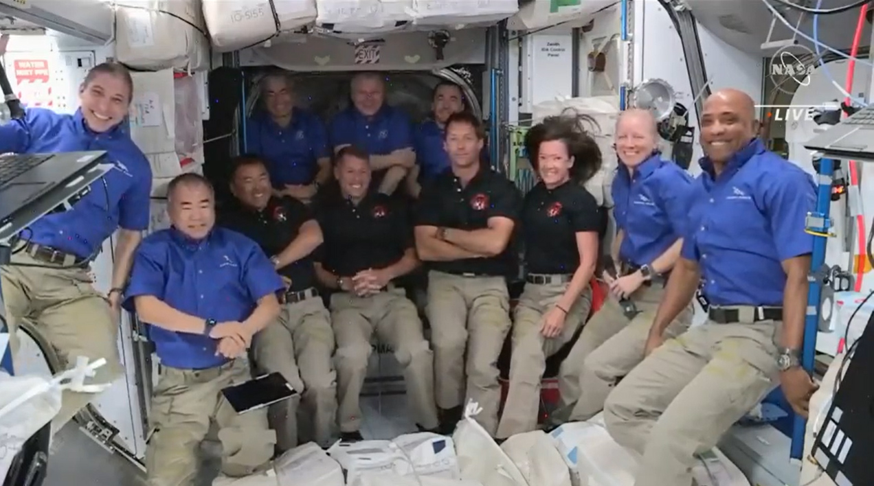 With 11 other folks on space secure, astronauts get hang of suave with slumbering spots