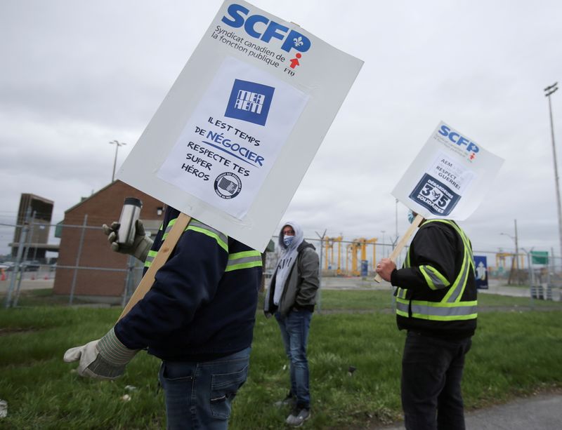 Montreal port says work to resume, union vows to fight authorities’s new regulation