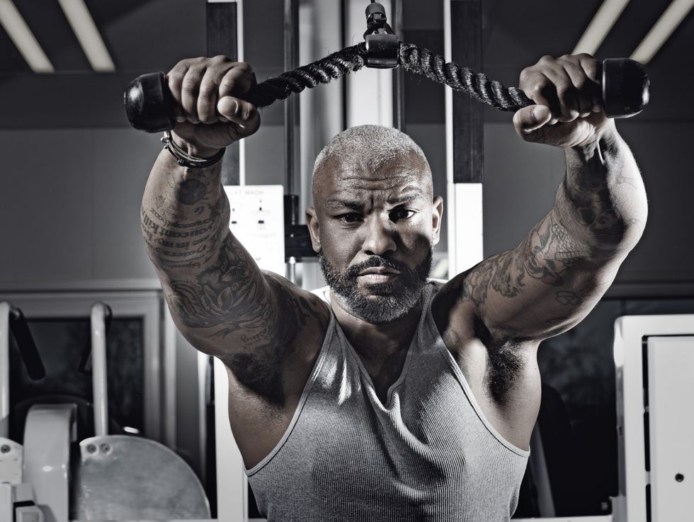 Blow Up Your Fingers With These 20 Triceps Strikes