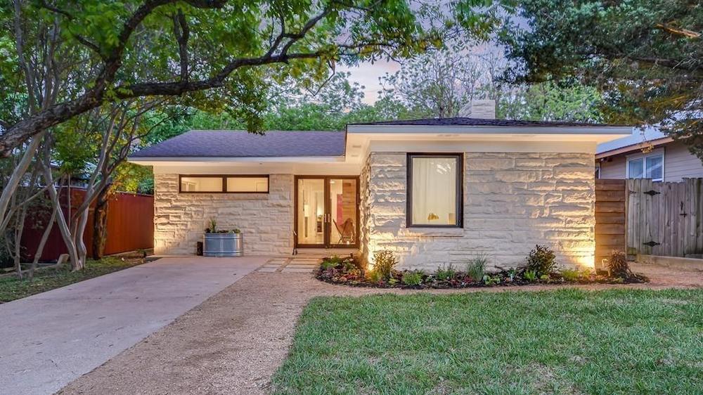 $1.35M Austin Home Renovated by the Property Brothers Sells in a Day
