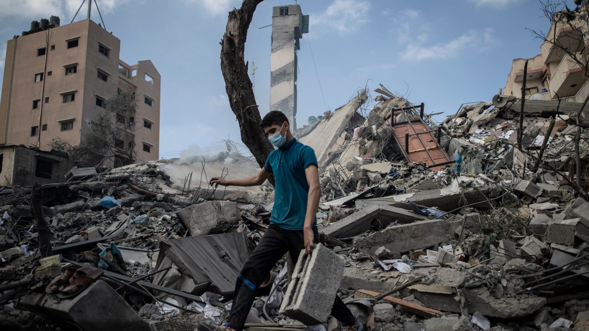 Israel and Hamas exchange fireplace, COVID-19 document, Gulf Hover floods: 5 issues to know Tuesday