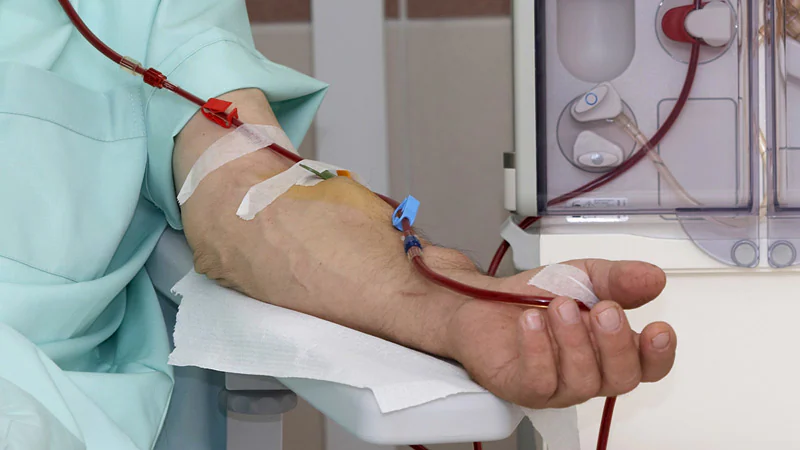 Patients on Dialysis: Antibodies 6 Months After COVID-19 An infection