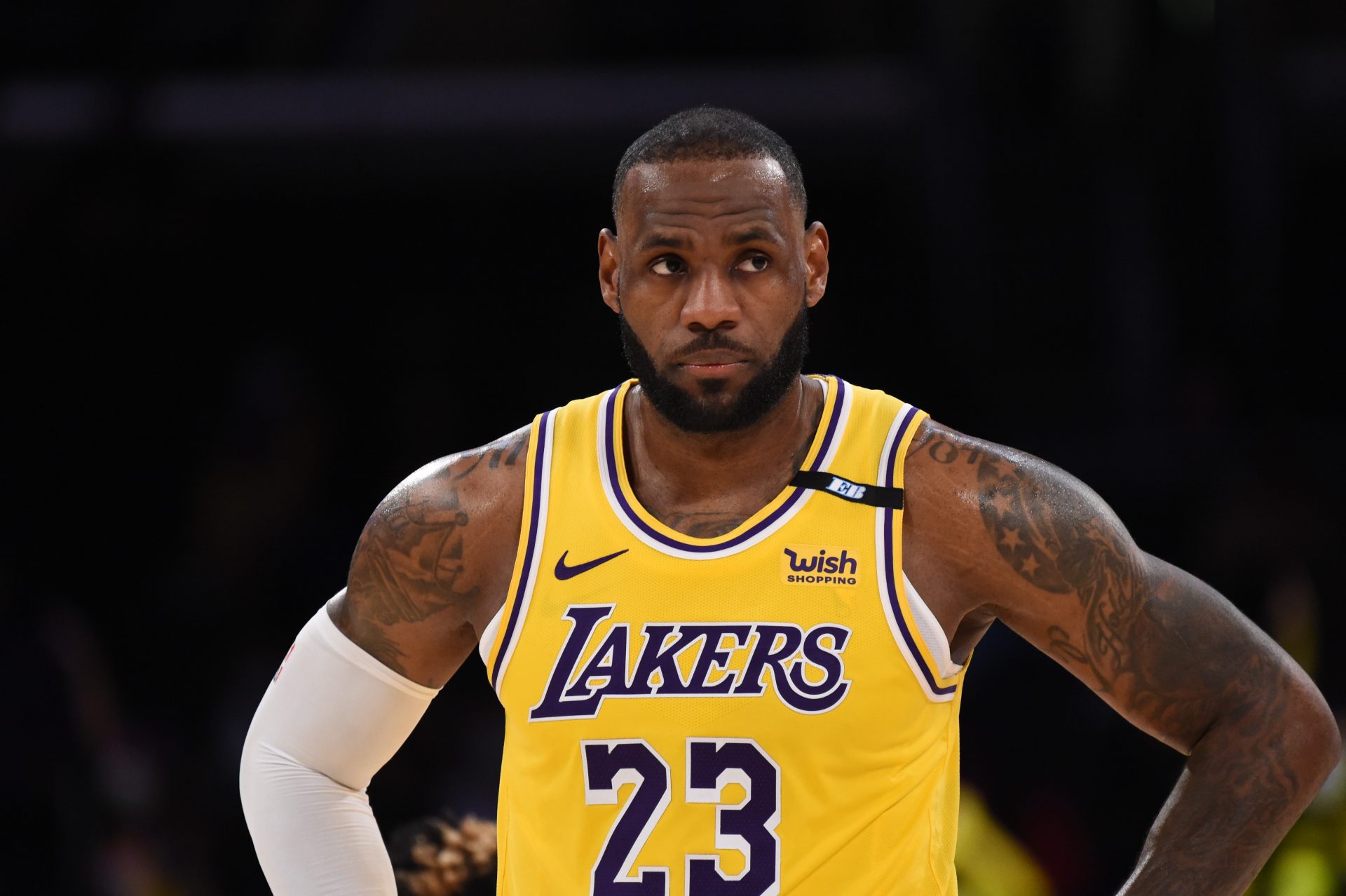 Spears: Lakers’ LeBron James ‘Playing on 1 Leg’ in Playoffs as a consequence of Ankle Injury
