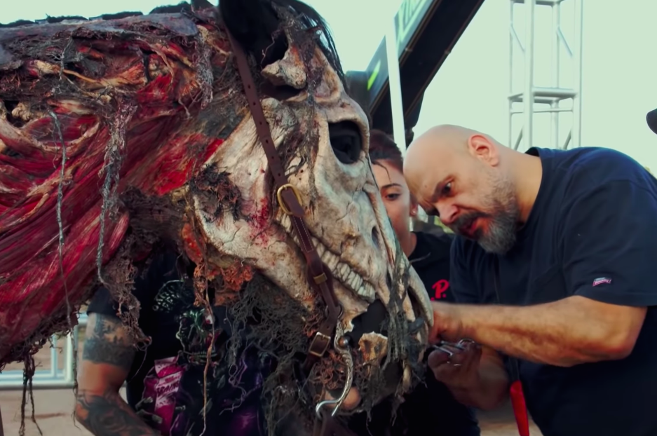 How VFX Artists Made the Zombie Horse in Army of the Unnecessary