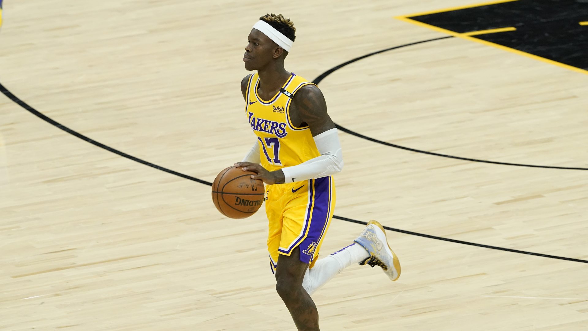Magic Johnson Rips Dennis Schroder’s Mentality: ‘I Don’t Suppose He’s a Laker’