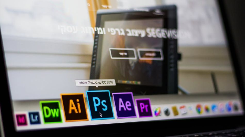 This beginner-friendly Photoshop class is on sale for beneath £10