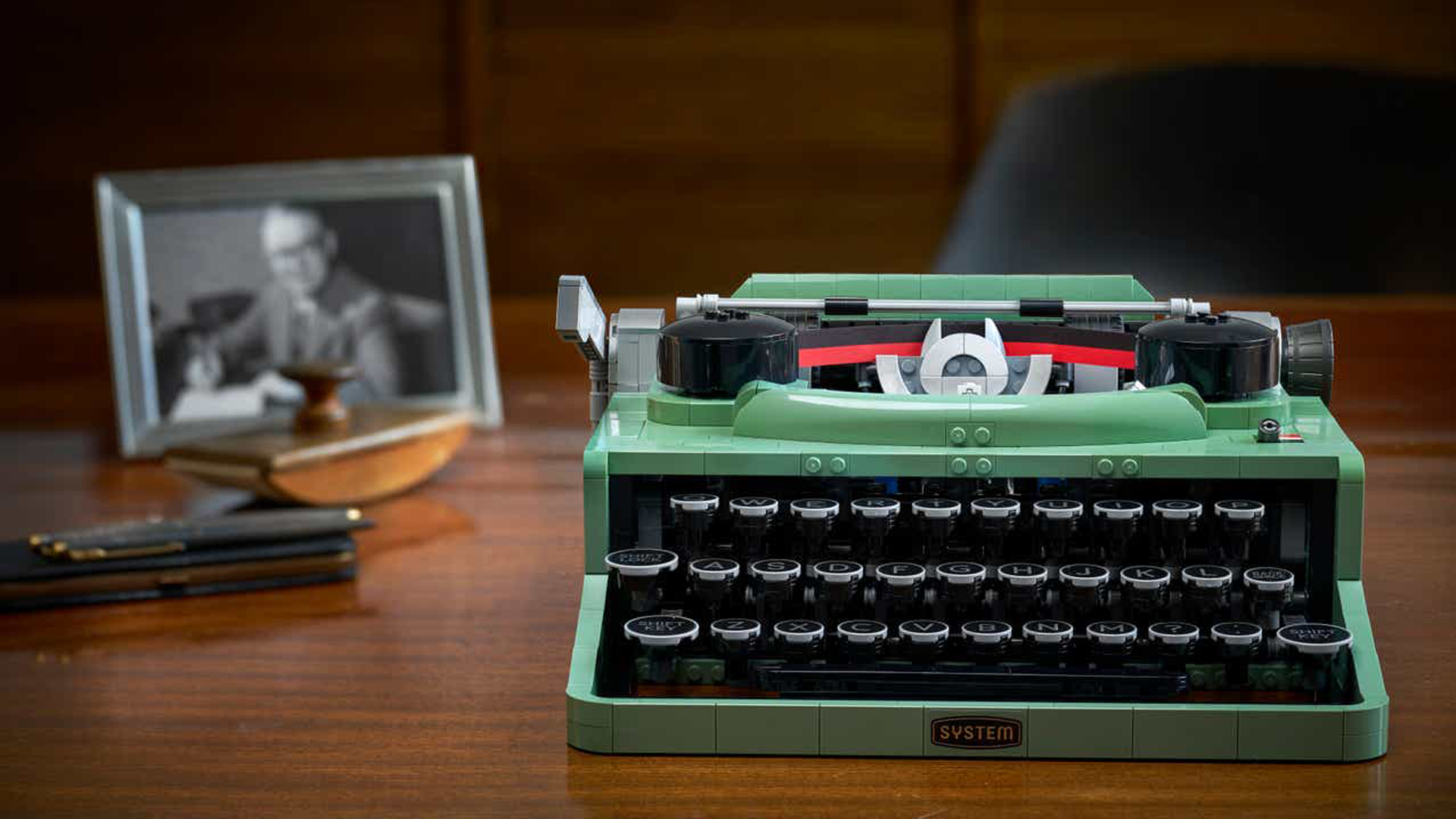 LEGO Excellent Debuted a Recent Typewriter Do and I Want to Write My Recent With It