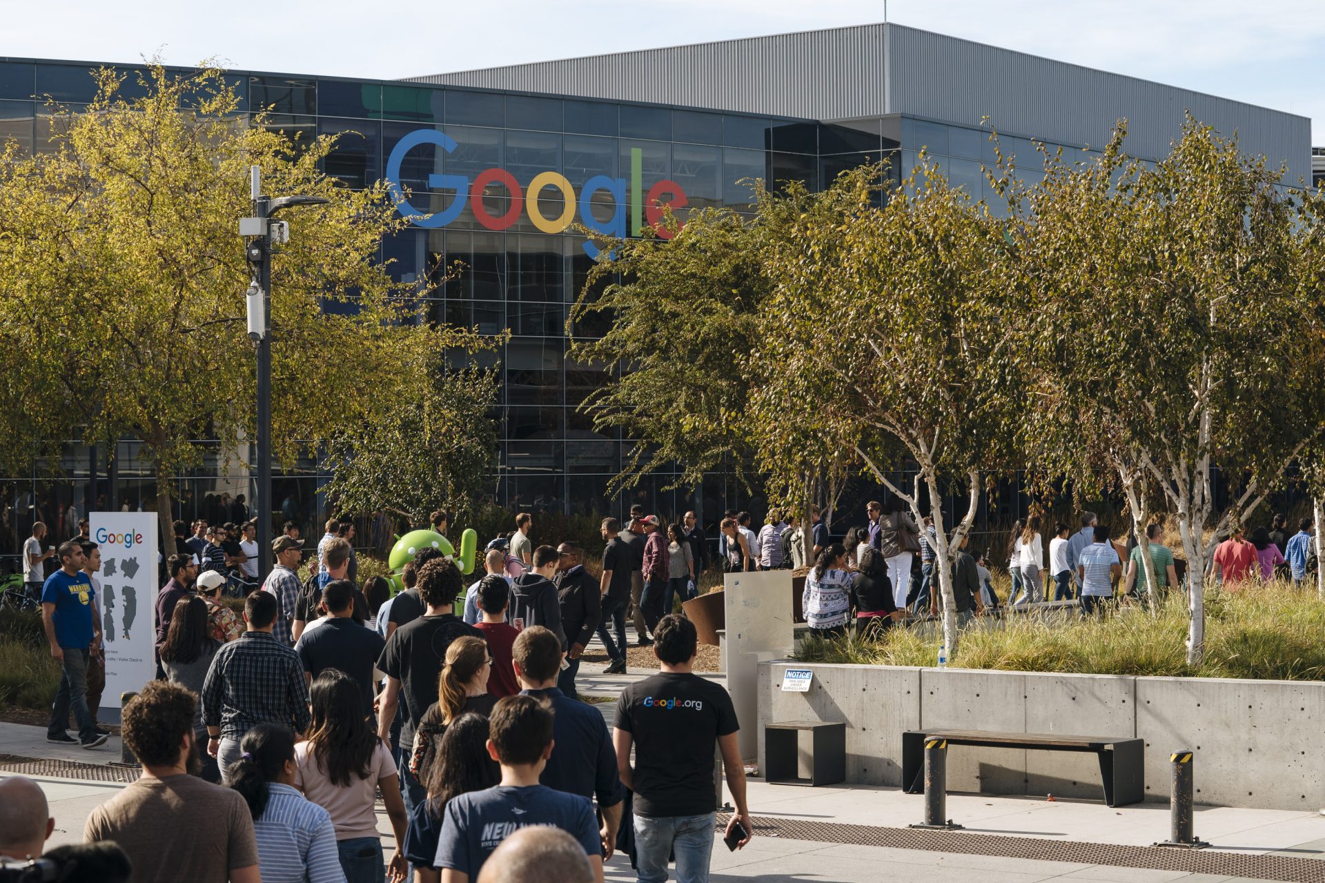 NLRB expands its Google criticism for alleged retaliatory dismissals
