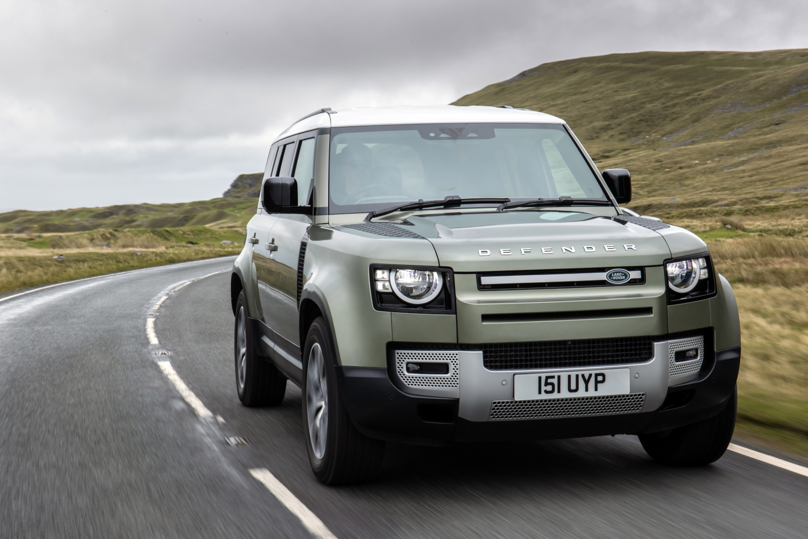 Jaguar Land Rover to take a look at a hydrogen gasoline cell-powered Defender this 365 days