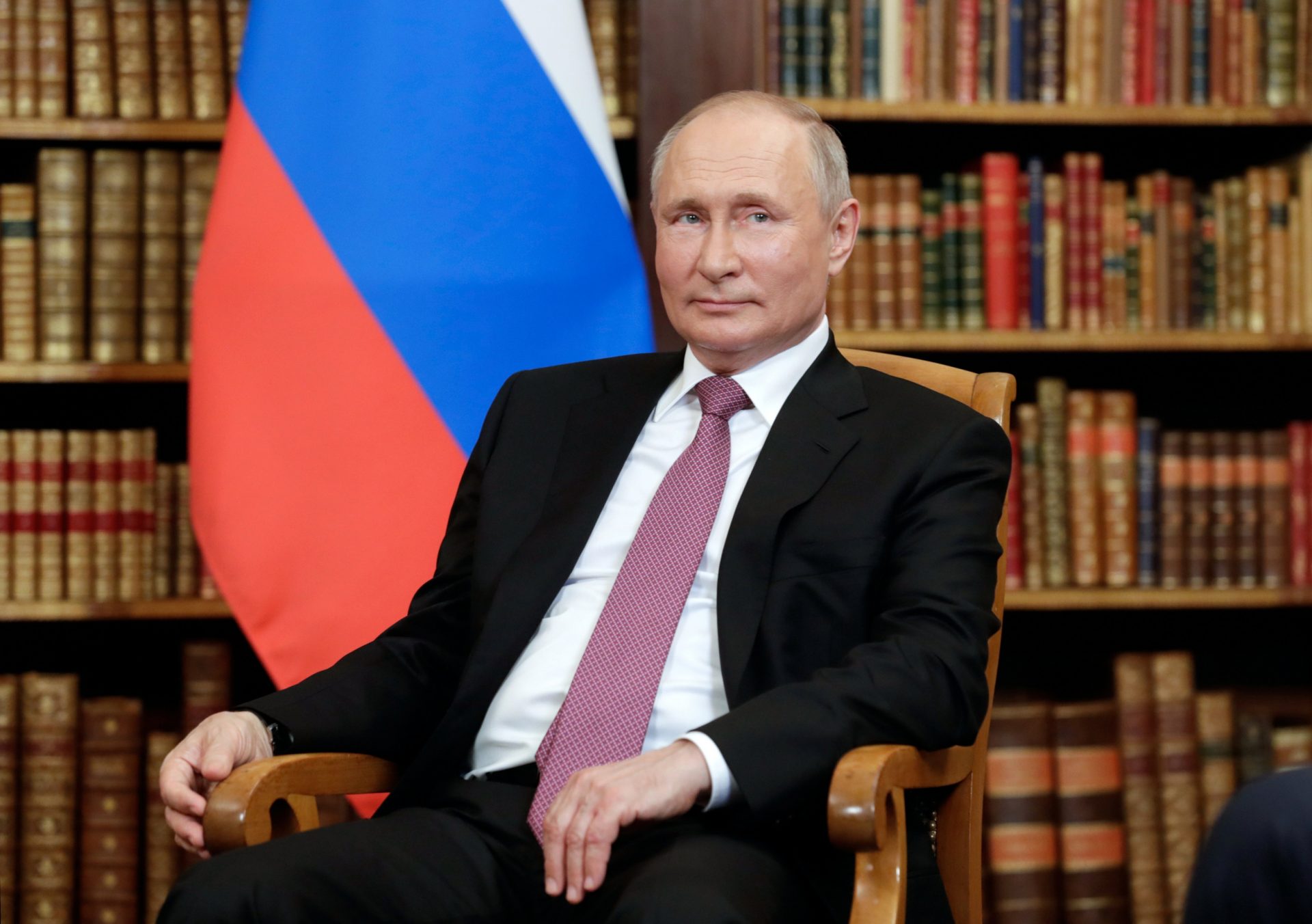 The lawful rediscovers its admiration for Vladimir Putin
