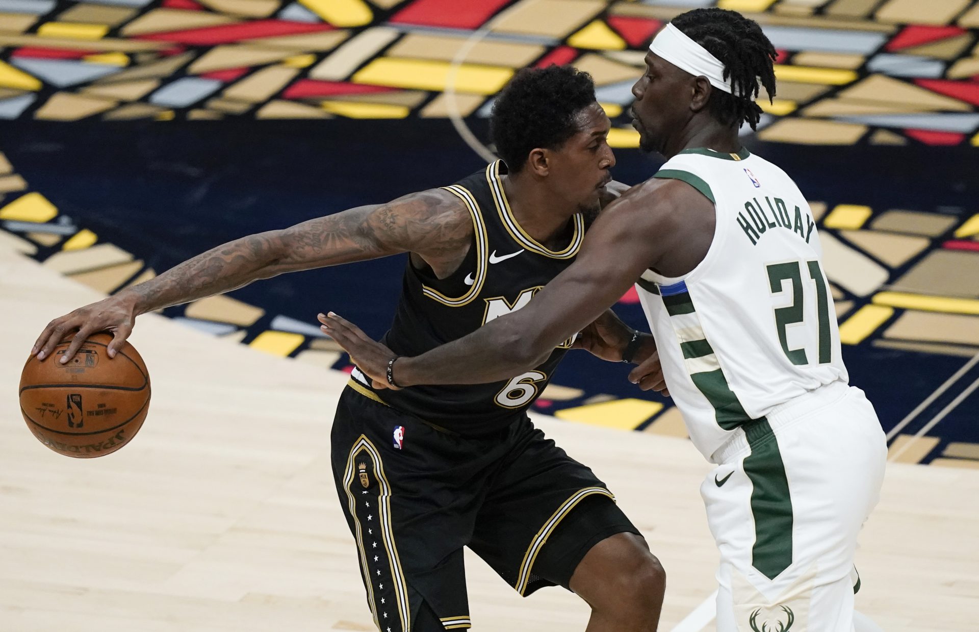 Lou Williams Leads Hawks to Recreation 4 Employ vs. Bucks After Giannis Suffers Knee Hurt