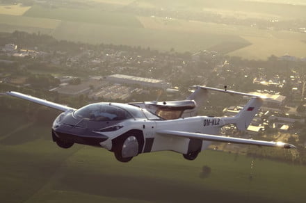 Leer this flying automobile create history with first inter-metropolis flight