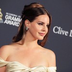 Lana Del Rey Previews Unusual Single, Says ‘Blue Banisters’ Album Will Be ‘Out Later Later’