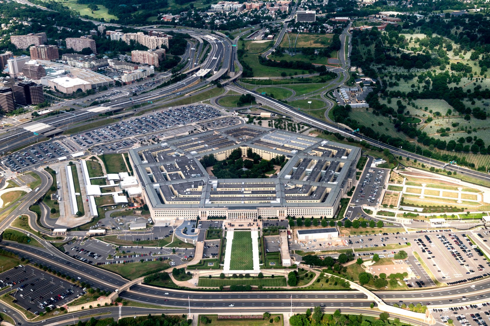 The Pentagon Scrubs a Cloud Deal and Looks to be to Add More AI