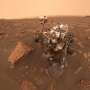 Curiosity rover finds patches of rock file erased, revealing clues