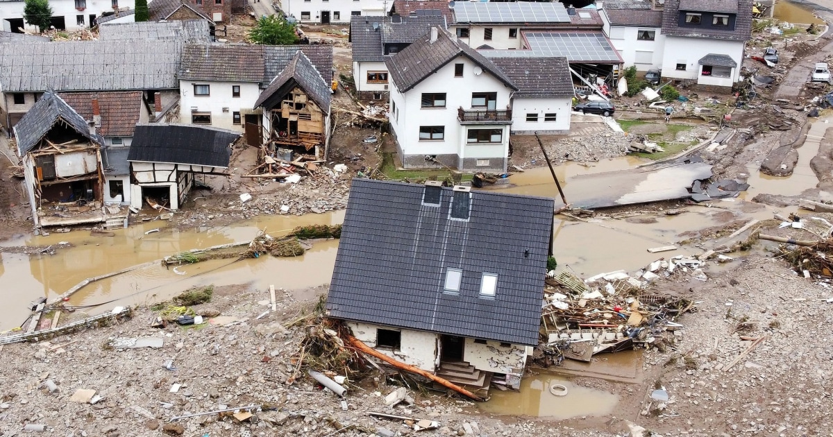 Dozens useless, bigger than 1,000 may maybe very neatly be missing after floods in Germany