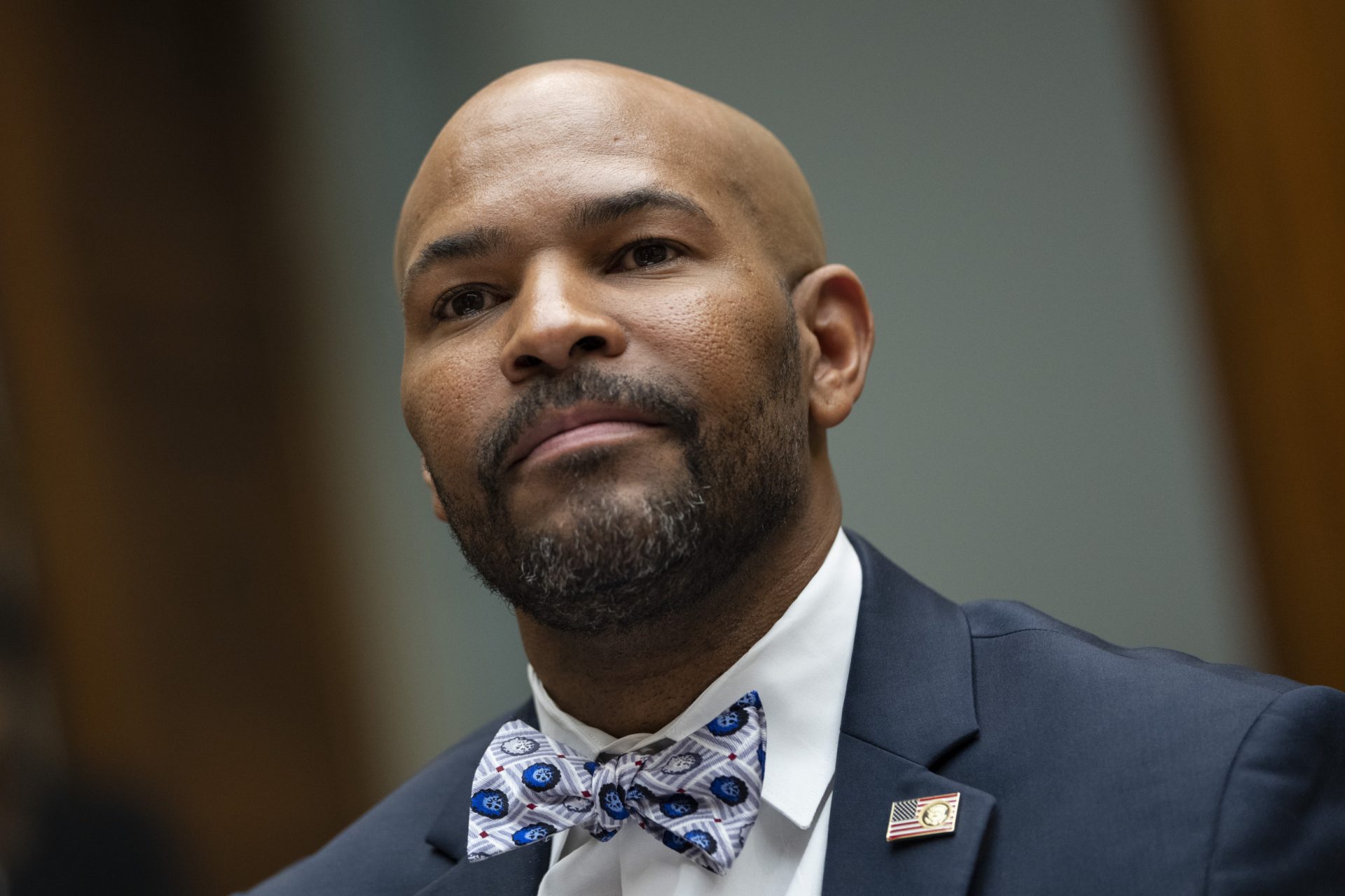 Ex-Surgeon General Jerome Adams Calls on CDC to Promote Masking Again