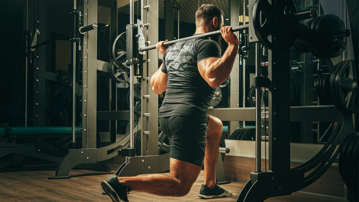 When to Use a Barbell (and When a Smith Machine Is Shapely)