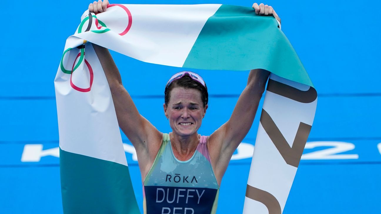 Duffy presents Bermuda first-ever gold at Olympics