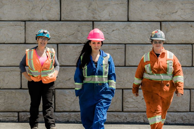 Canada seems to be to women to bolster trades amid post-pandemic labor scarcity