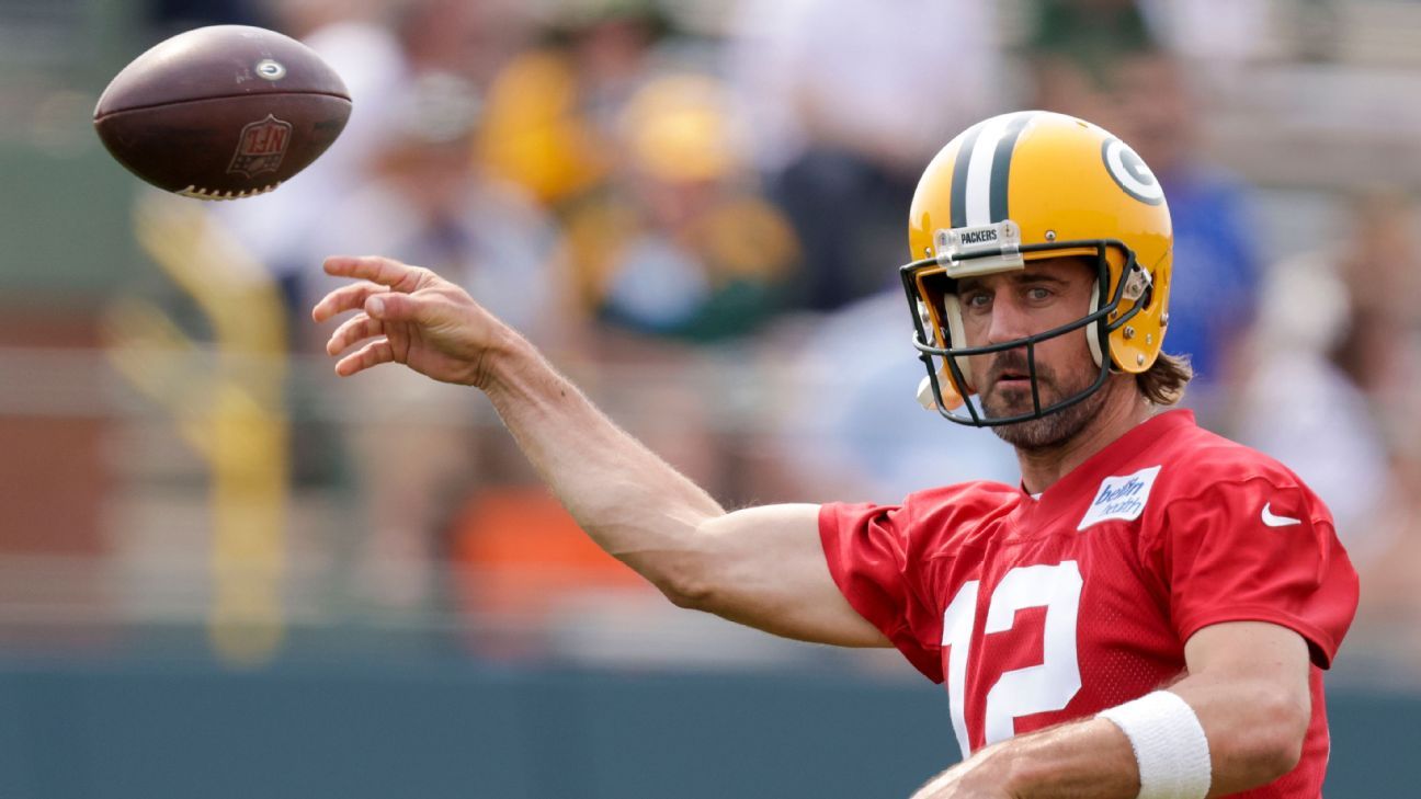 Sources: Rodgers indicators remodeled Packers deal