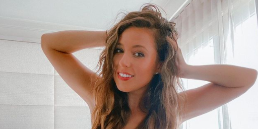 Katie Thurston Hits Lend a hand at Trolls Criticizing Her Lingerie Pic