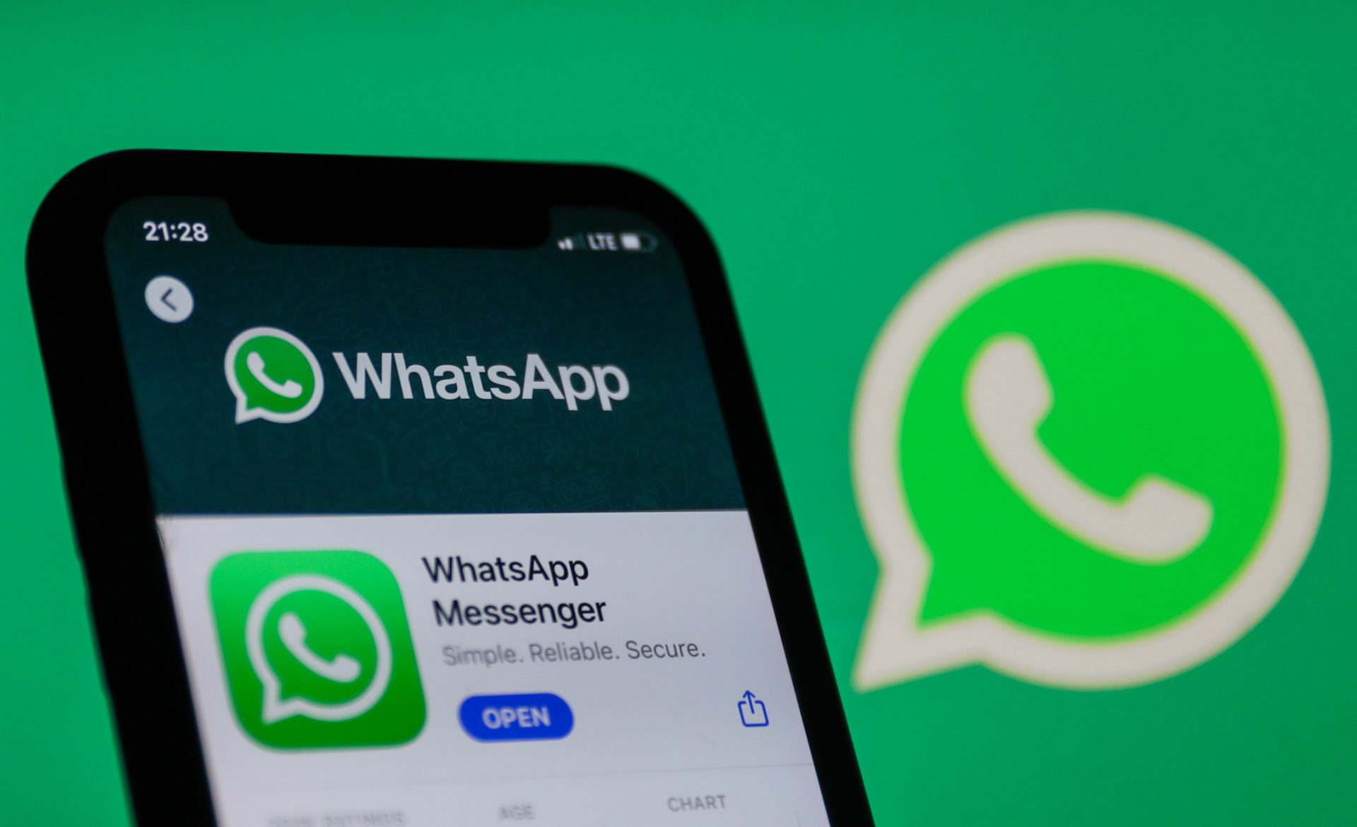 WhatsApp head says Apple’s baby security substitute is a ‘surveillance machine’