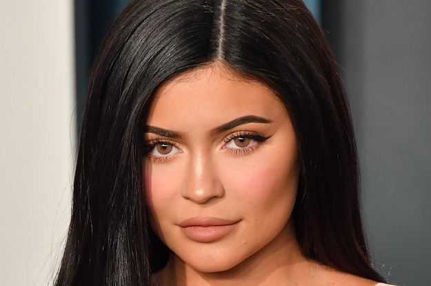 Kylie Jenner Published Why It Takes Three And A Half of Hours To Attain Her Makeup And It is Truly Relatable