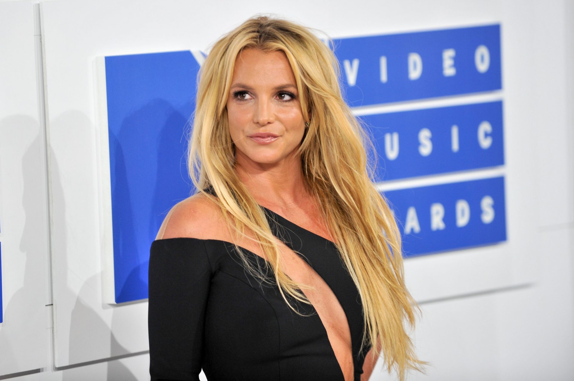 Britney Spears Says She’ll Be Posting Less to Instagram Thanks to the ‘Rude’ Media