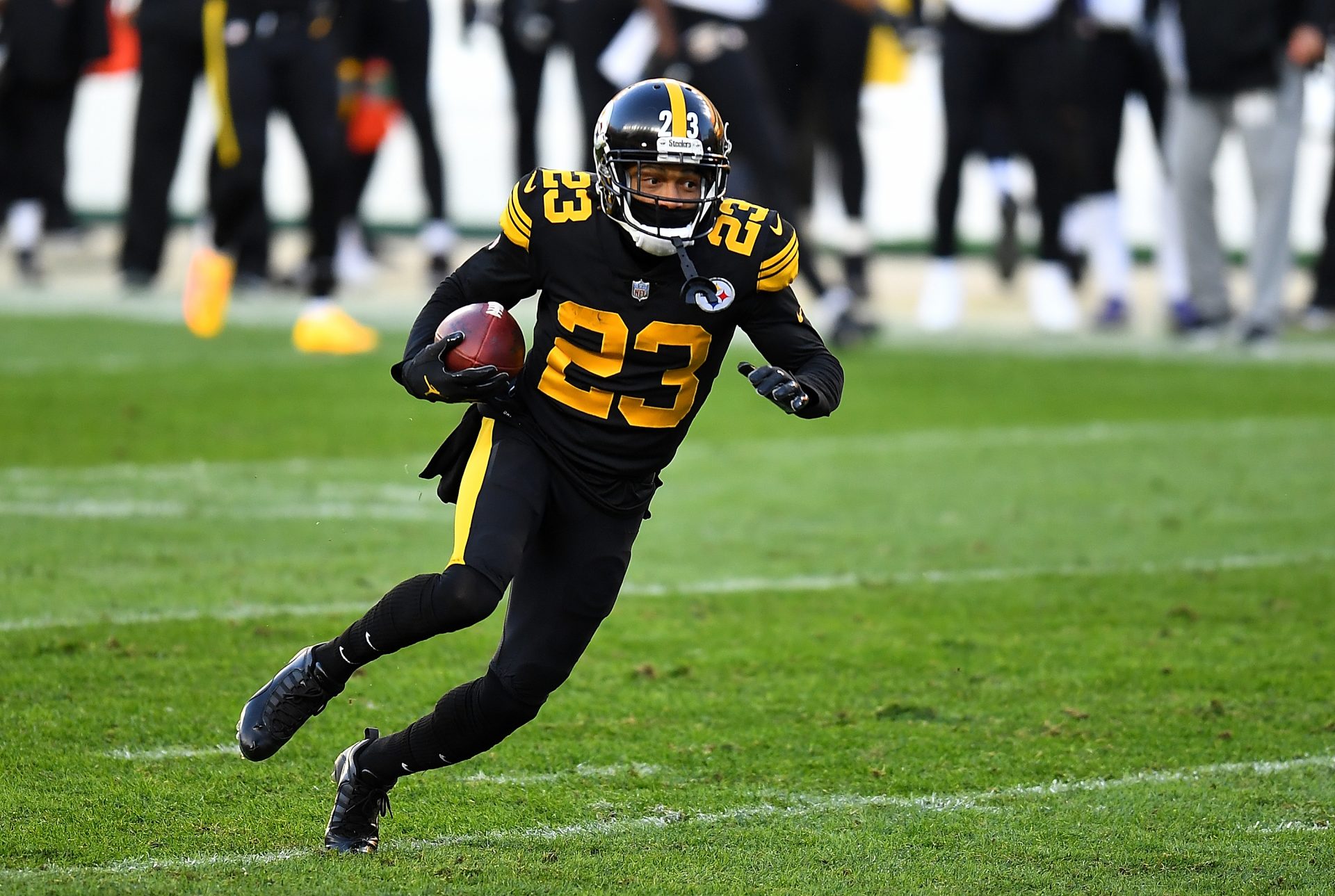 Steelers’ Joe Haden Seeking Contract Extension, Desires to Live Occupation in Pittsburgh