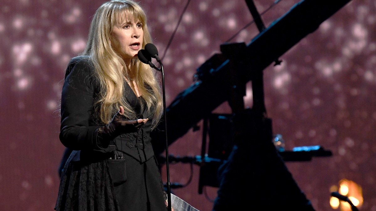 Stevie Nicks, ‘Extremely Cautious’ About COVID, Cancels 2021 Tour Dates