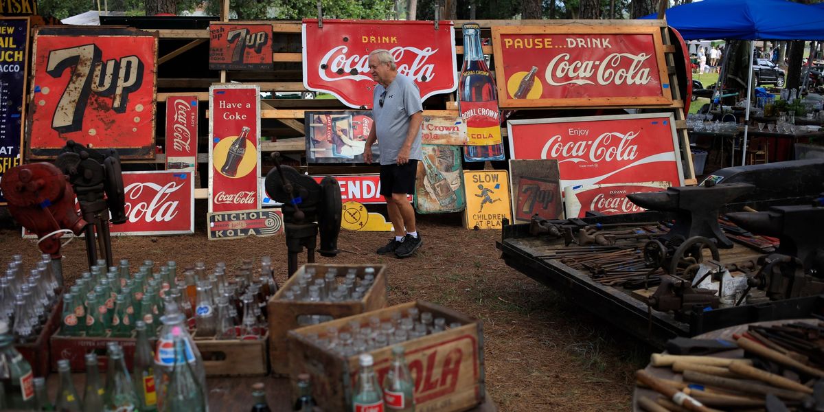 The usa’s 690 Mile-Long Yard Sale Entices a Nation of Deal Hunters