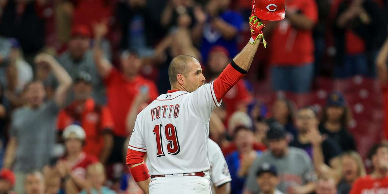 3rd milestone’s a enchantment: 2,000 hits for Votto