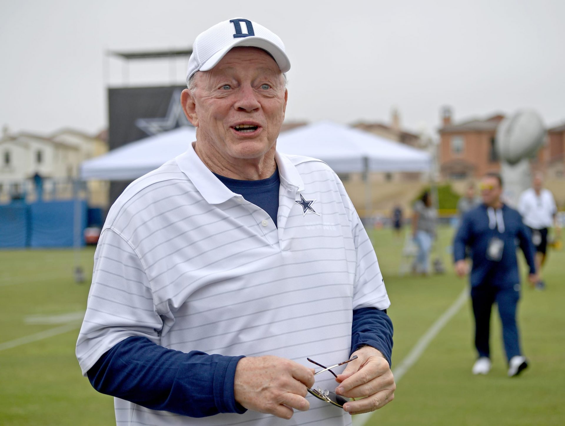 Cowboys owner Jerry Jones has an extremely right COVID-19 vaccine take