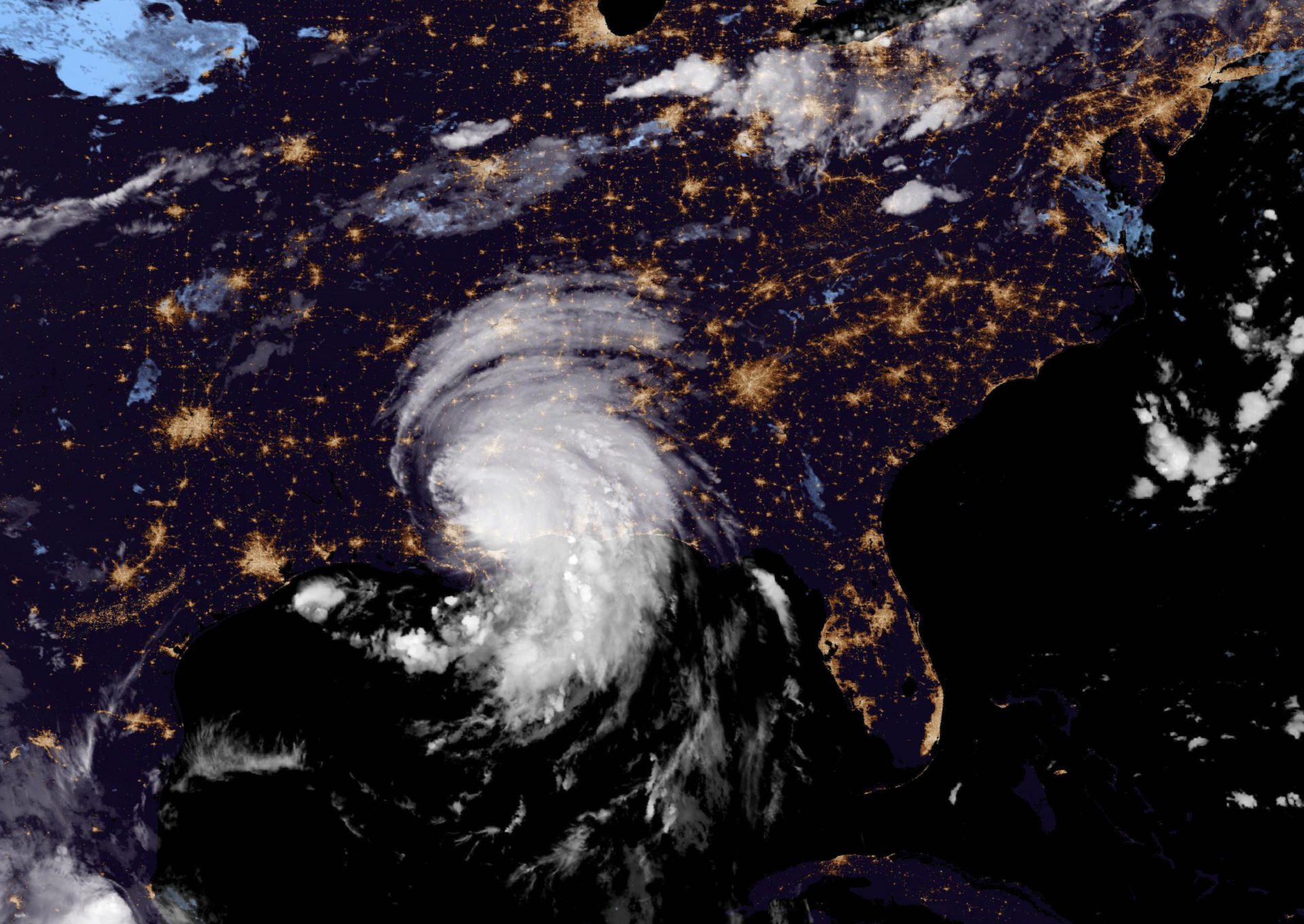 Satellites display screen immense Tropical Storm Ida at evening from living (photos)