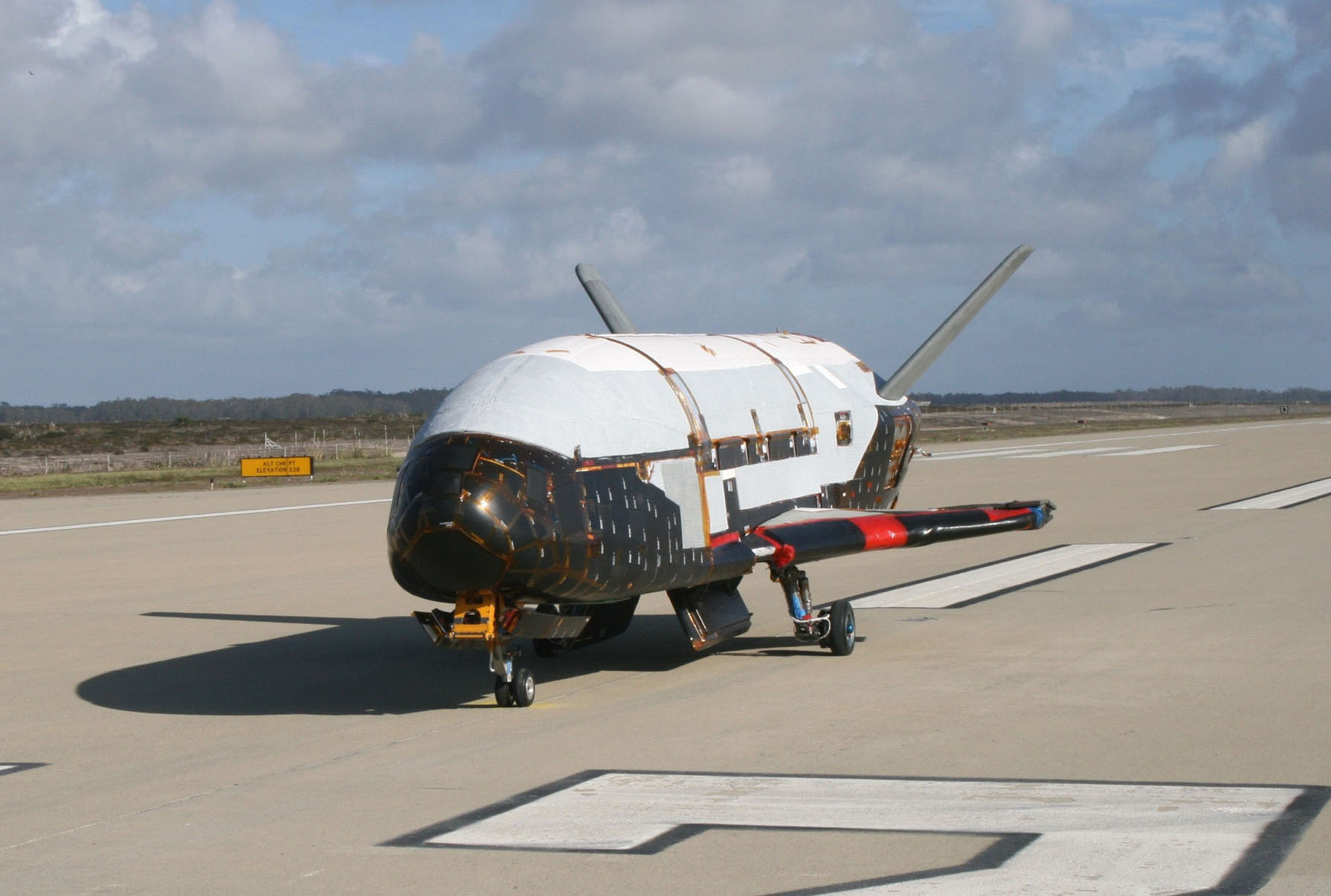 The US Role Force’s secretive X-37B location airplane: 10 scary details