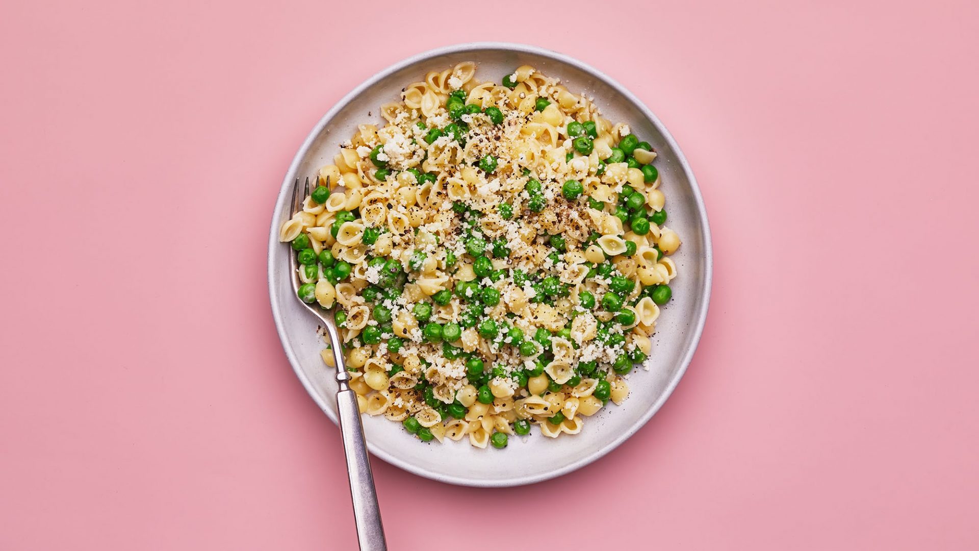Macaroni and Peas Is the Desperation Meal That Continually Satisfies
