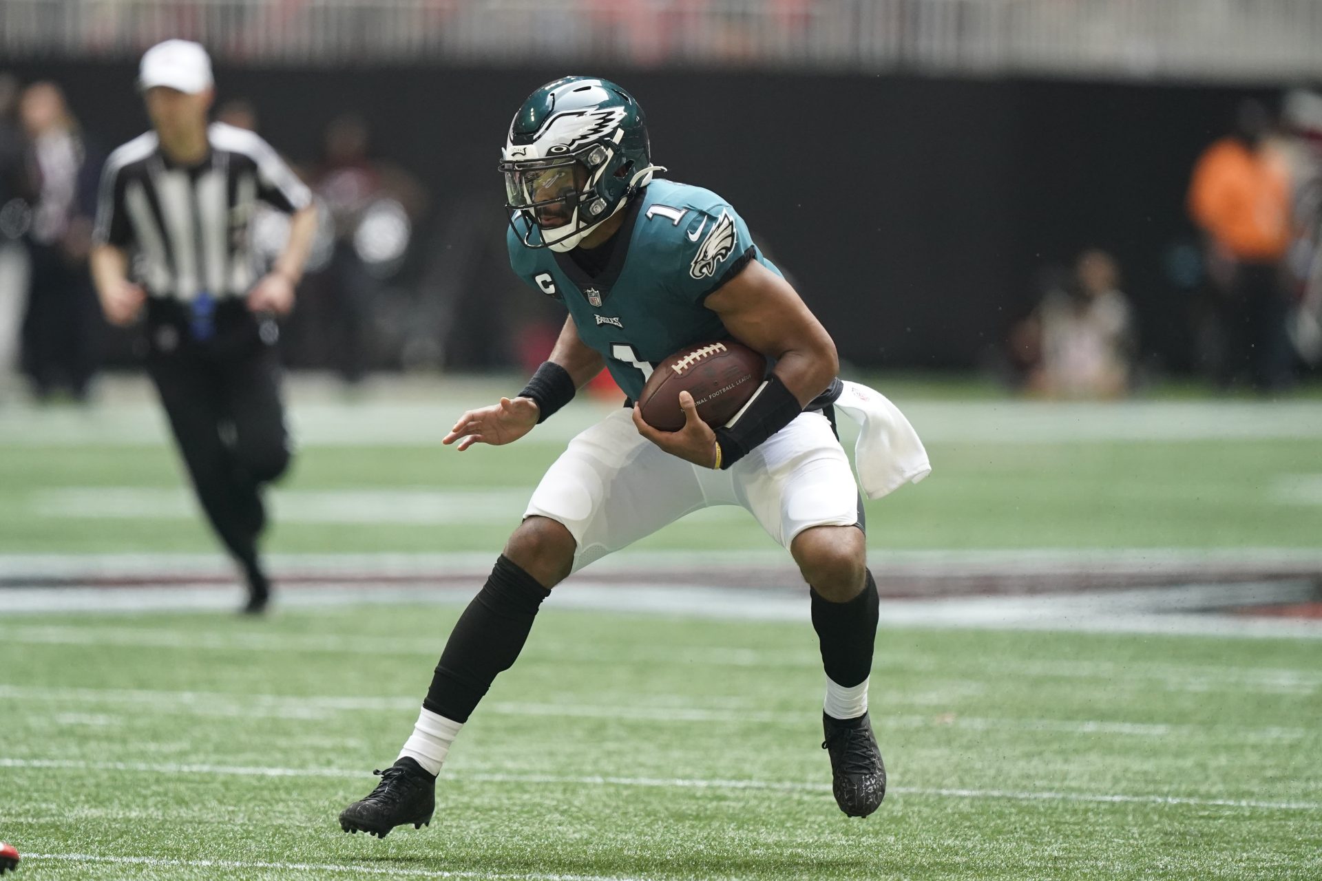 Eagles’ Jalen Hurts Rises to No. 2 in NFL Jersey Gross sales After 500% Spike in Week 1