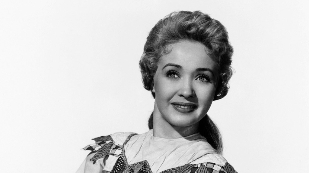 Jane Powell, Indispensable particular person of ‘Seven Brides for Seven Brothers,’ Dies at 92