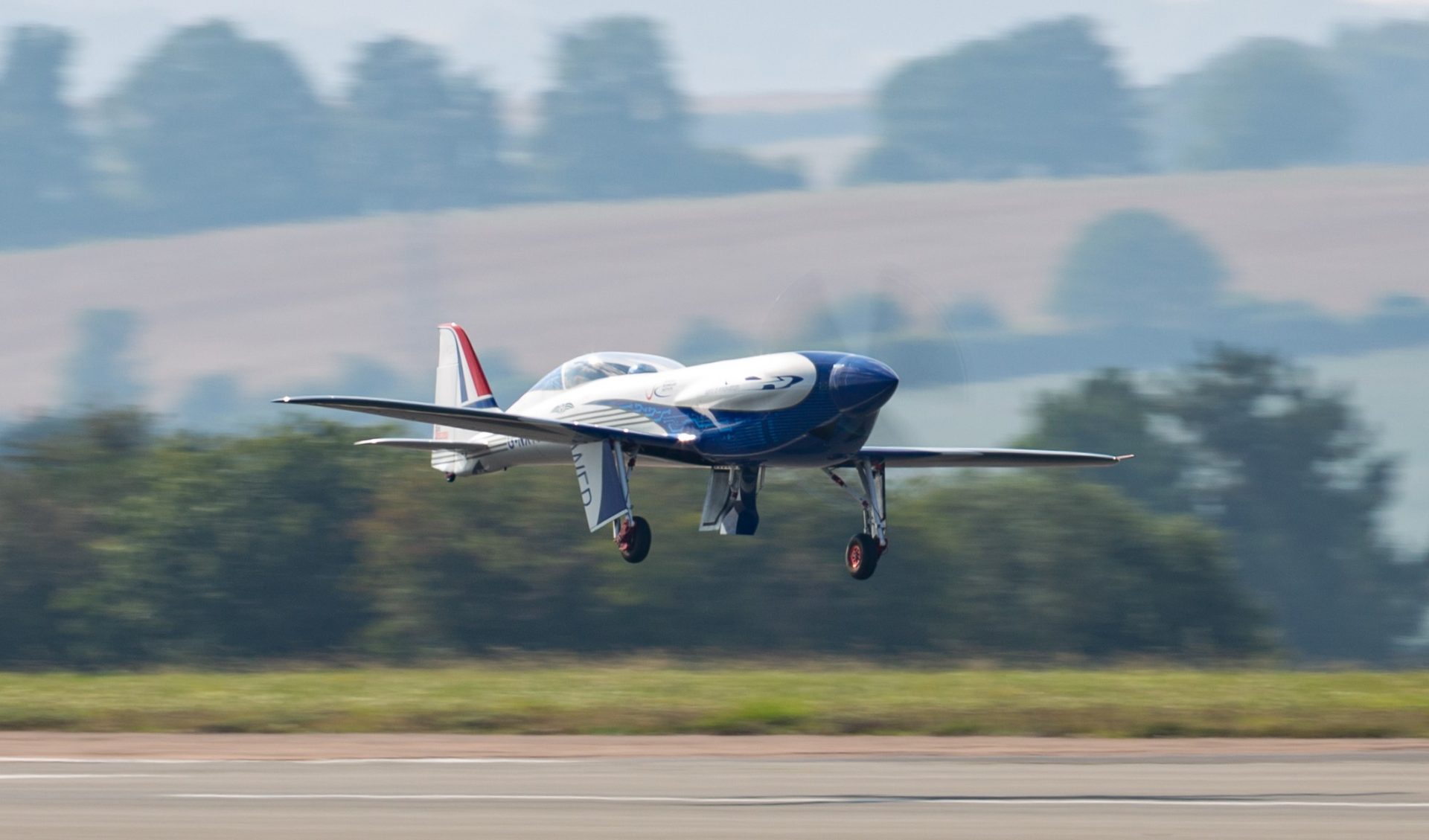 Rolls-Royce’s all-electric airplane completes 15-minute maiden voyage