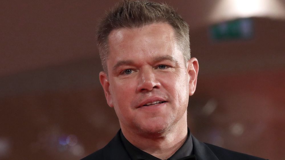 Supplied! After Slashing $3M From Pacific Palisades Pad, Matt Damon Finds a Purchaser