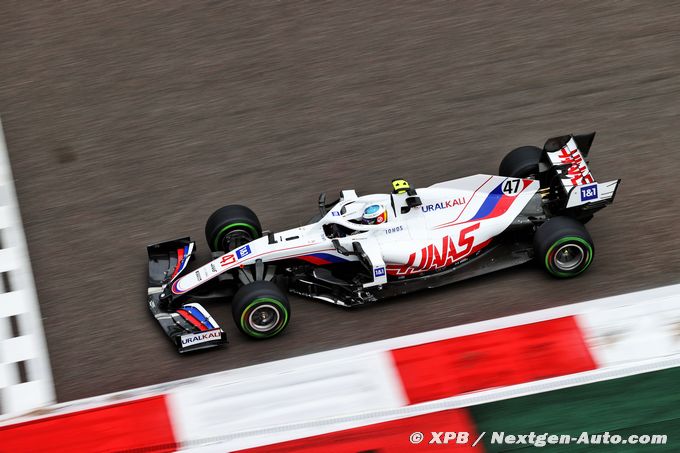 Chez Haas F1, Schumacher colle 4 secondes à Mazepin