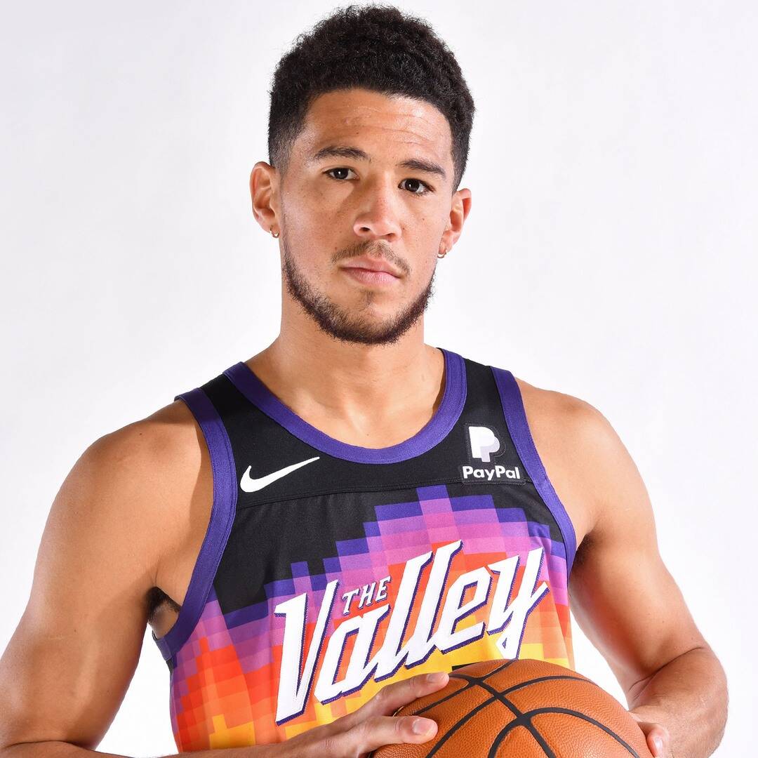 NBA Superstar Devin Booker Declines to Portion Vaccination Build of dwelling After Making an strive out Obvious for Coronavirus