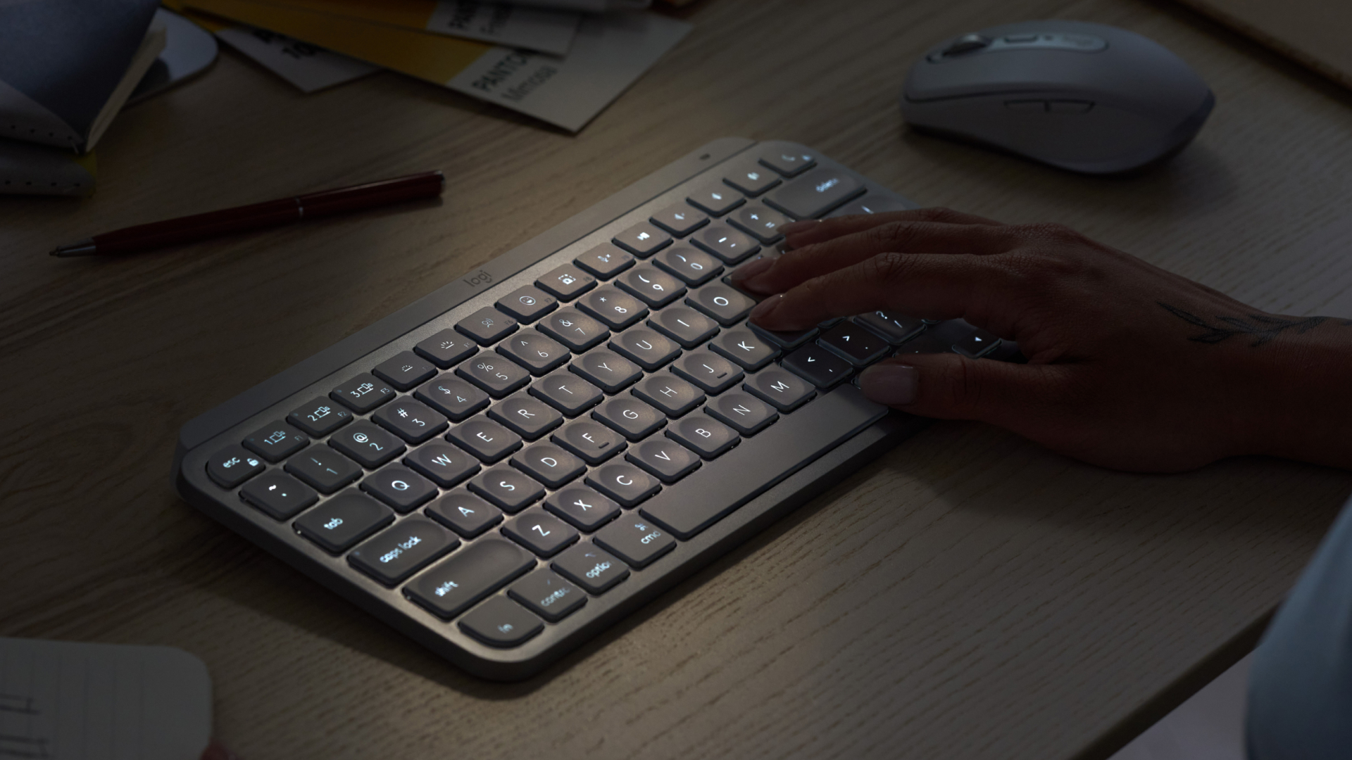 Logitech Shrinks Its Easiest Keyboard Originate for the MX Keys Mini