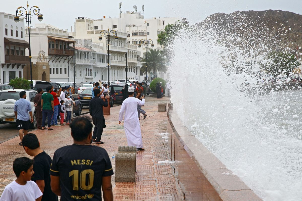 UAE on Excessive Alert, Oman Suspends Flights As Cyclone Approaches