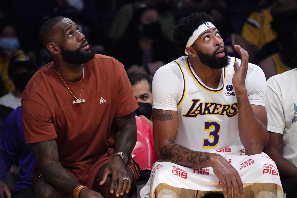 Twitter reacts to Lakers’ preseason sport vs. Nets