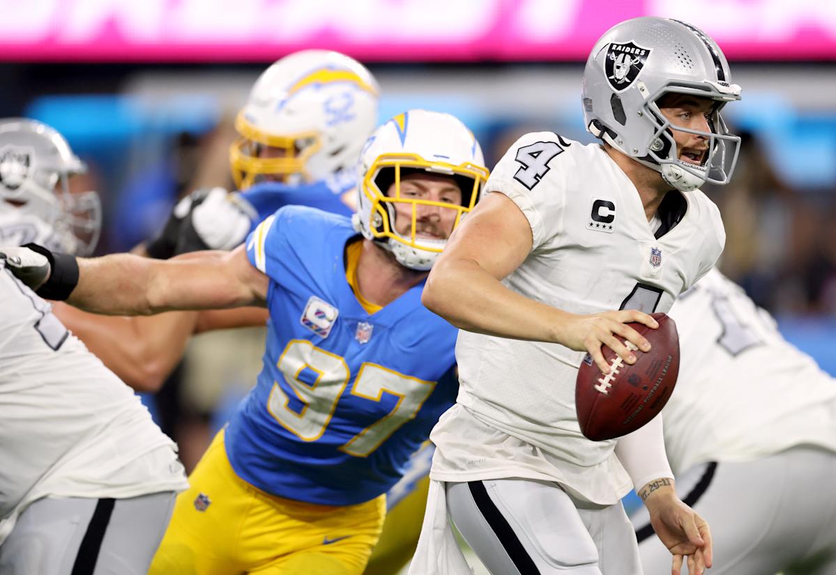 Derek Carr: Joey Bosa’s ‘shook’ comments ‘did piss me off’