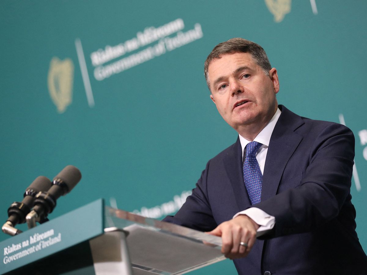 World Tax Talks Streak Against Clock as Irish Shift Wins Applause