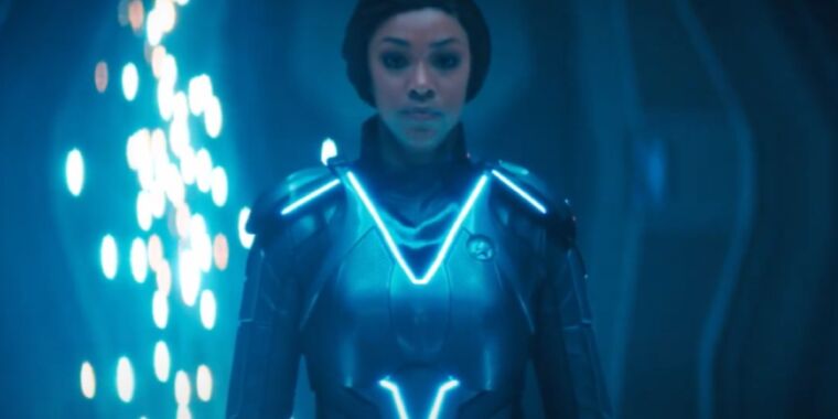 Captain Michael Burnham and crew face a dire chance in ST: Discovery S4 trailer